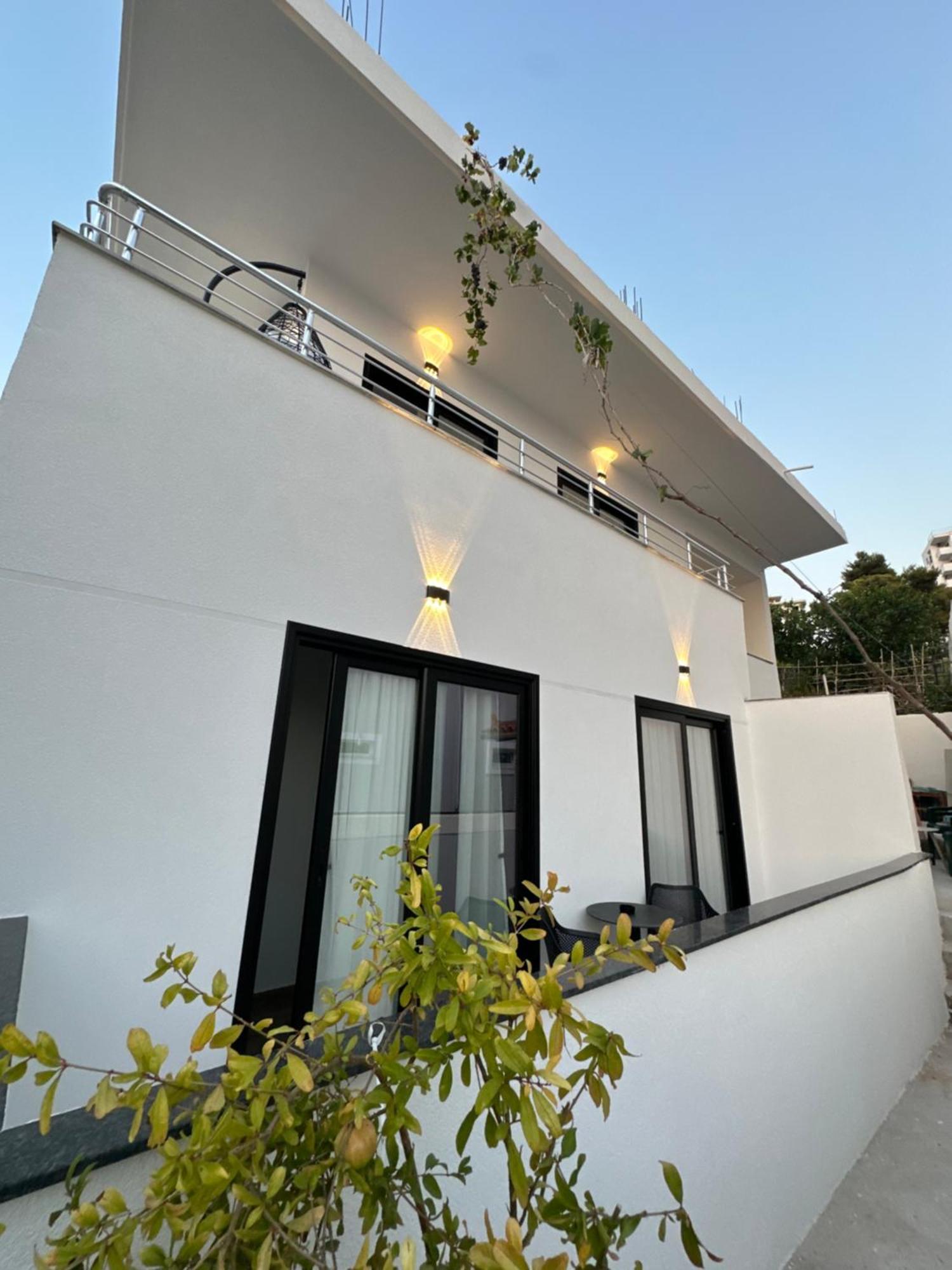 Io'S Apartments ساراندا المظهر الخارجي الصورة