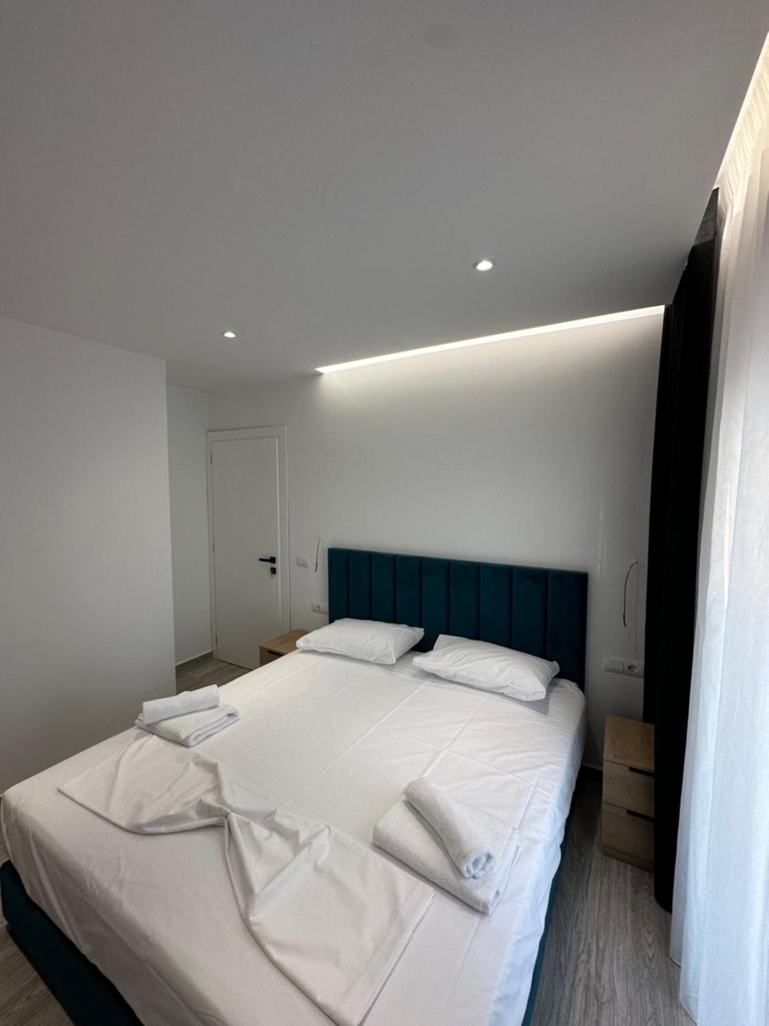 Io'S Apartments ساراندا المظهر الخارجي الصورة